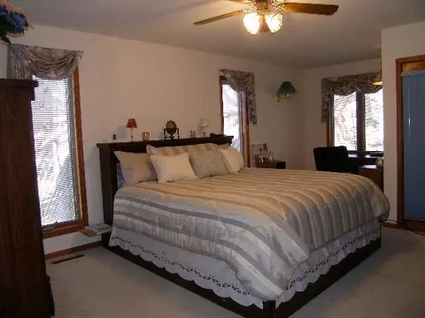 2764 Deer Path Trl, Freeport, IL 61032 photo 3