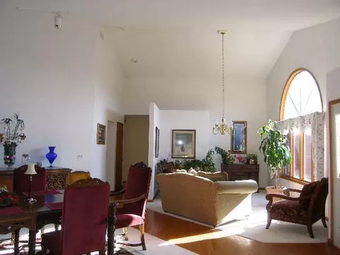 2764 Deer Path Trl, Freeport, IL 61032 photo 9