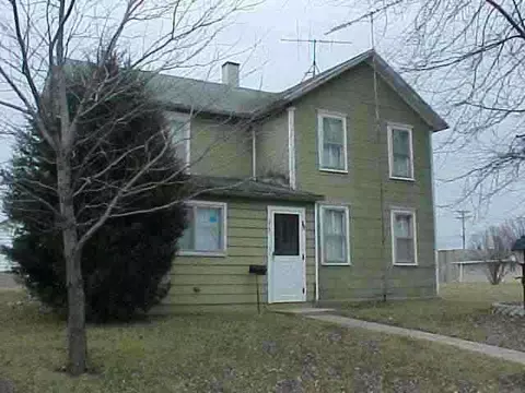 215 Marion, Chadwick, IL 61014 photo 1