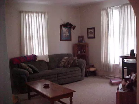 351 N Foley, Freeport, IL 61032 photo 2