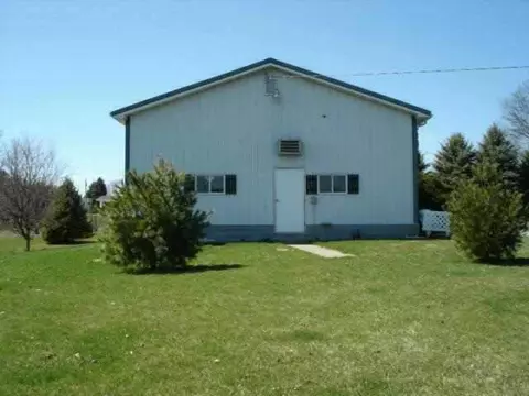 4 Mill Dr, Mount Carroll, IL 61053 photo 4