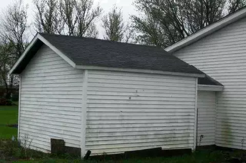 207 Washington, Ridott, IL 61067 photo 4
