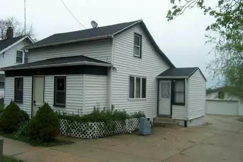 207 Washington, Ridott, IL 61067 photo 2