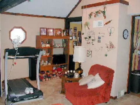 1328 Route 75 E, Freeport, IL 61032 photo 7