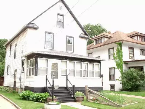921 S Maple, Freeport, IL 61032 photo 1