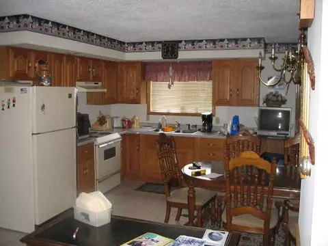 123 W Locust St, Lanark, IL 61046 photo 7