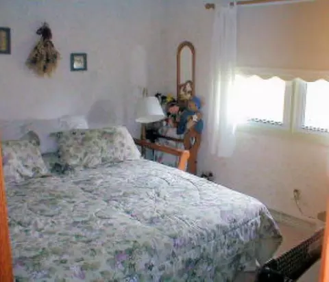 2376 Sunset Dr, Freeport, IL 61032 photo 7