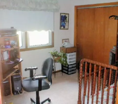 2376 Sunset Dr, Freeport, IL 61032 photo 8