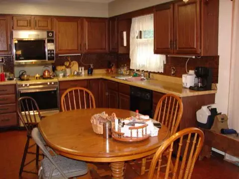 1217 Monroe St, Pecatonica, IL 61063 photo 2