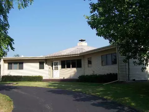1-180 R Hooks Ct, Lanark, IL 61046 photo 1