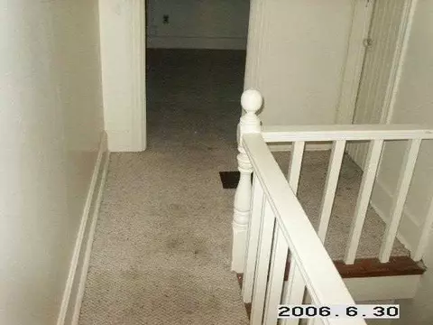 720 E Garden St, Freeport, IL 61032 photo 3