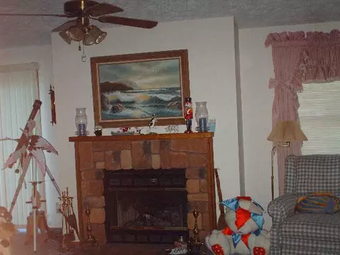 17-139 Edgewater Dr, Lanark, IL 61046 photo 4