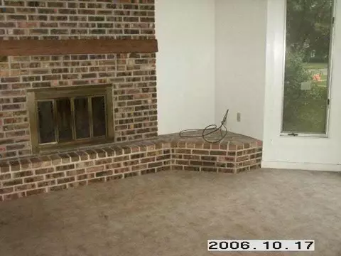 320 W Third St, Byron, IL 61010 photo 2