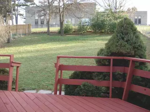 321 W Roosevelt, Freeport, IL 61032 photo 6