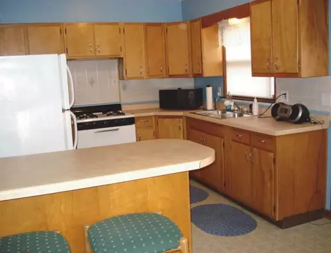 321 W Roosevelt, Freeport, IL 61032 photo 4