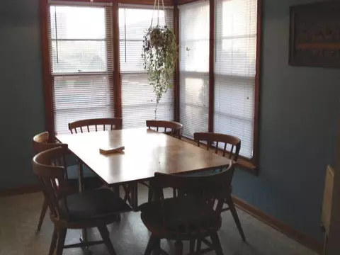 321 W Roosevelt, Freeport, IL 61032 photo 9