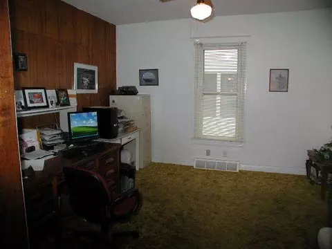 824 Empire, Freeport, IL 61032 photo 7