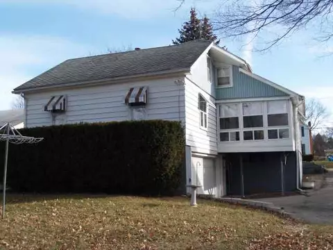 1418 S Walnut, Freeport, IL 61032 photo 7