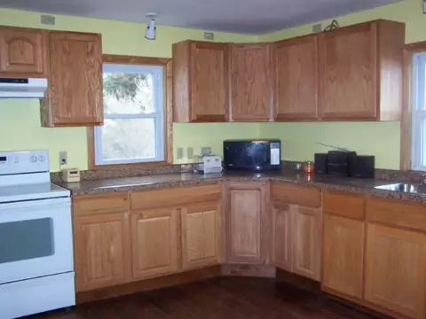 2734 Cottage Hl, Compton, IL 61318 photo 2