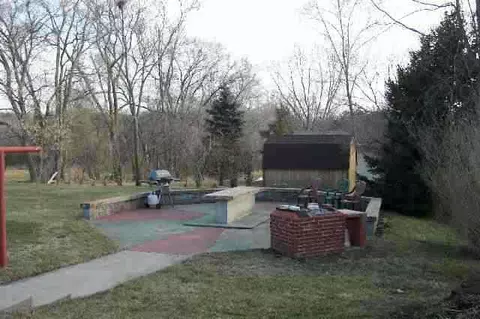 45 E Walnut, Cedarville, IL 61013 photo 3