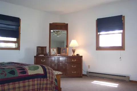 417 E Lena St, Lena, IL 61048 photo 6