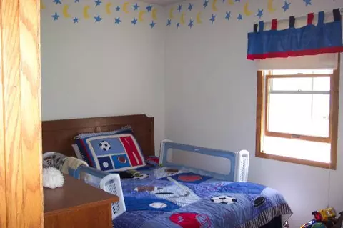 417 E Lena St, Lena, IL 61048 photo 8