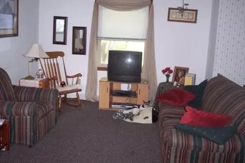 2128 W Middlebury, Freeport, IL 61032 photo 5