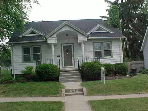 527 S Burchard, Freeport, IL 61032 photo 1