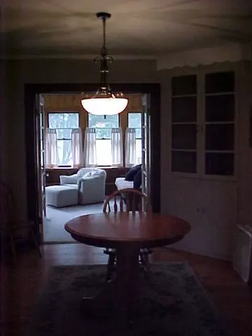 527 S Burchard, Freeport, IL 61032 photo 3