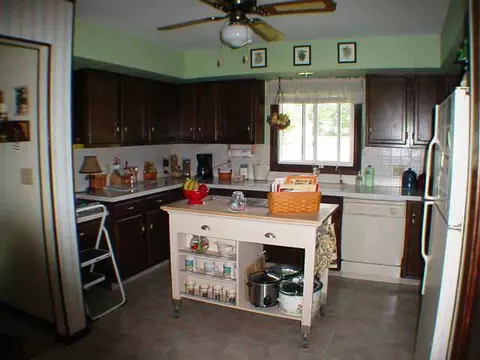 2300 Sunset Dr, Freeport, IL 61032 photo 5