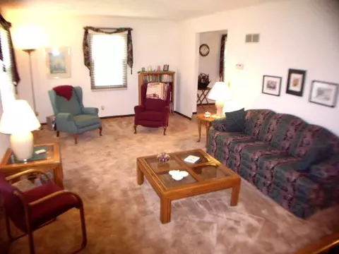 2481 Shepard Dr, Freeport, IL 61032 photo 7
