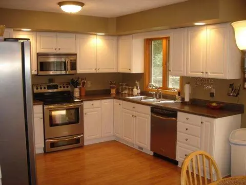 1901 Mesa Dr, Freeport, IL 61032 photo 7