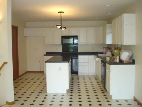 1616 Edgewood Rd, Lake Summerset, IL 61019 photo 2