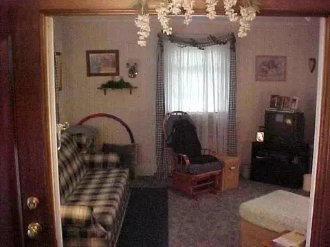 211 E Franklin, Mount Carroll, IL 61053 photo 8