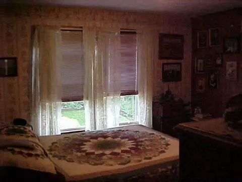 211 E Franklin, Mount Carroll, IL 61053 photo 6