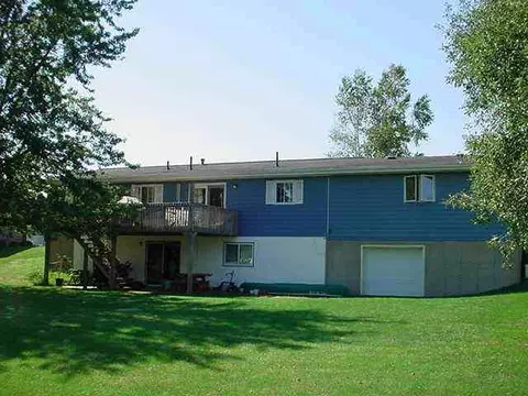 503 Crestview Ct, Lanark, IL 61046 photo 2