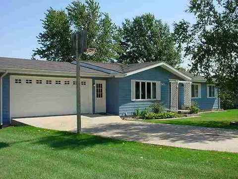 503 Crestview Ct, Lanark, IL 61046 photo 1