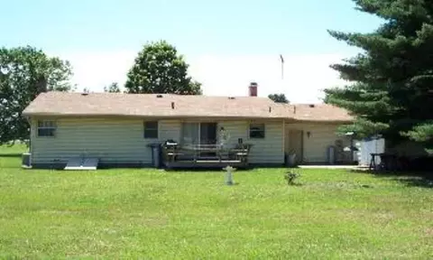 5370 Squire Cir, Thomson, IL 61285 photo 2