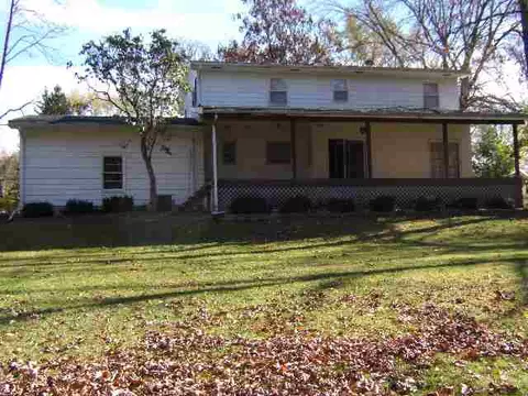662 Brad Mar Dr, Freeport, IL 61032 photo 6