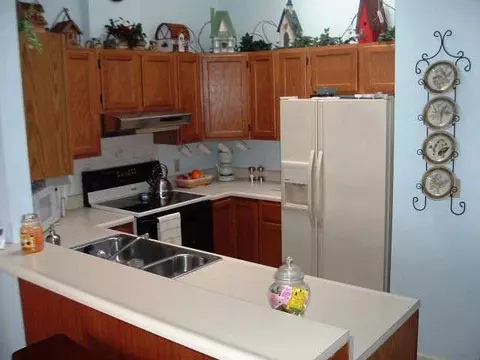 916 Baxter Ln, Freeport, IL 61032 photo 6