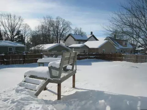 307 John, Warren, IL 61087 photo 9