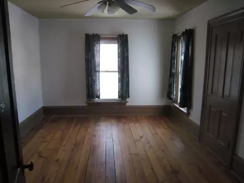307 John, Warren, IL 61087 photo 6