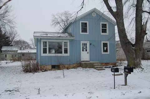207 Jefferson, Ridott, IL 61067 photo 1
