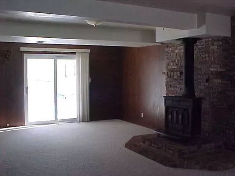 641 Brad Mar Dr, Freeport, IL 61032 photo 7