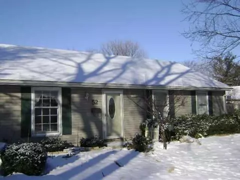 52 Paddock St, Montgomery, IL 60538 photo 1