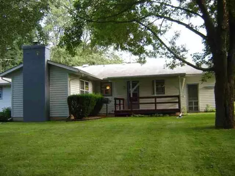 306 E Sunrise Dr, Shannon, IL 61078 photo 3
