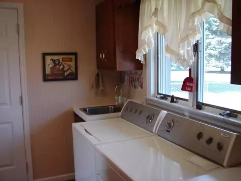 416 E 4th St, Byron, IL 61010 photo 9