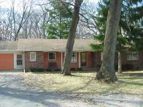 304 E Lincoln St, Mount Carroll, IL 61053 photo 2