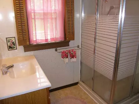 2284 E River Rd, Freeport, IL 61032 photo 6
