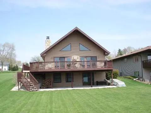 874 Breckenboro, Davis, IL 61019 photo 1